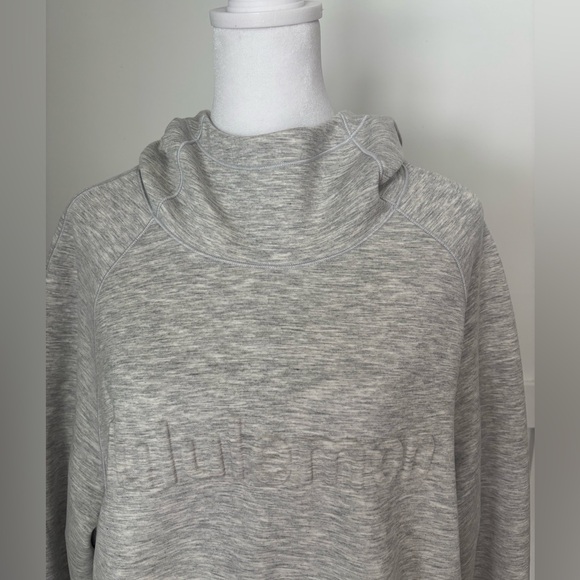 Lululemon Gray Hoodie size 18 in excellent condition - Picture 2 of 4